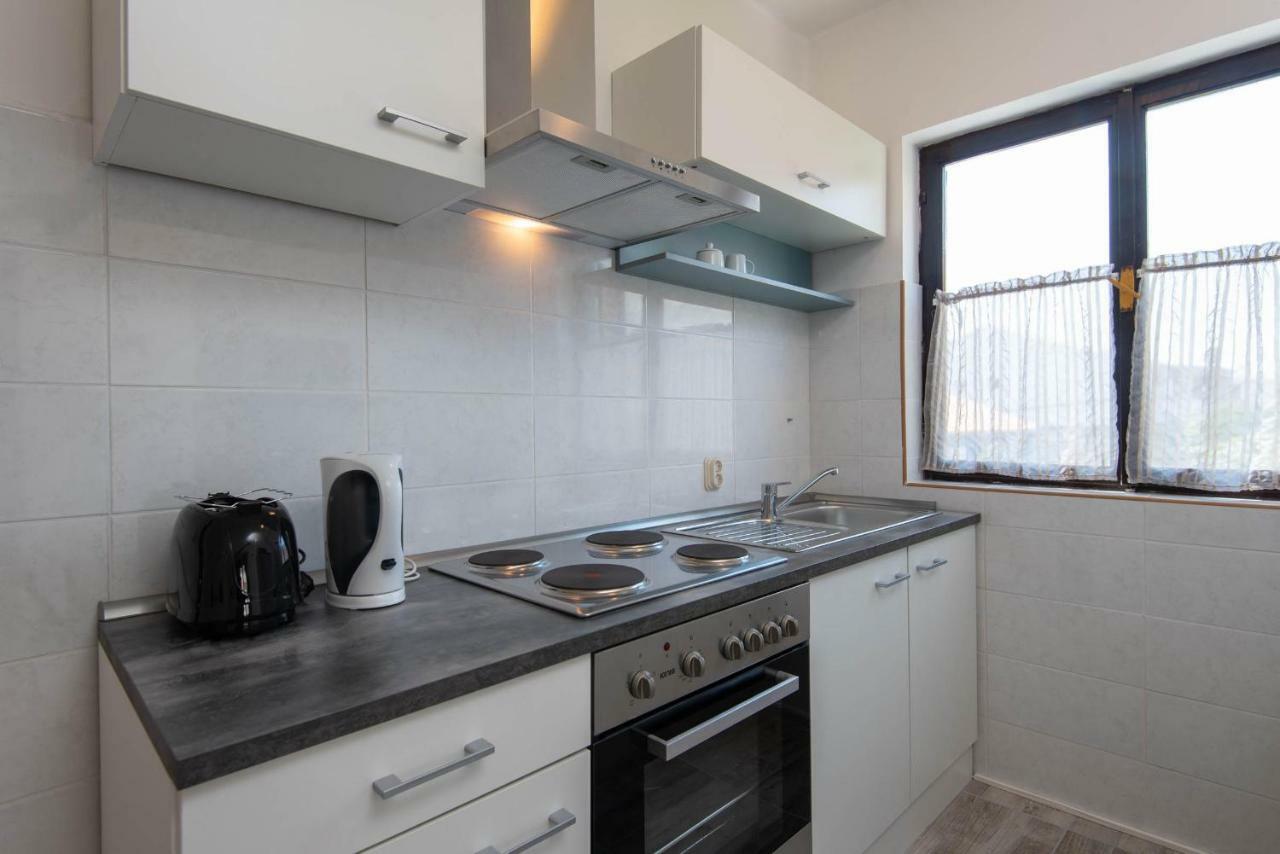 Apartments Ljiljana Orebić Eksteriør bilde