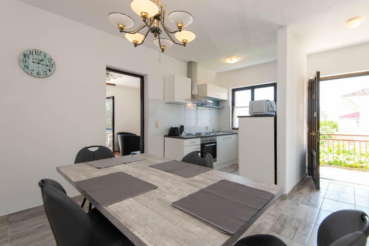 Apartments Ljiljana Orebić Eksteriør bilde