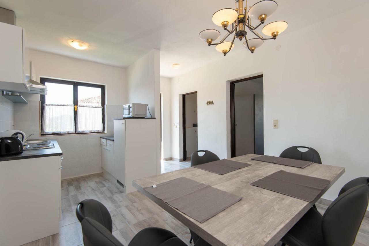 Apartments Ljiljana Orebić Eksteriør bilde