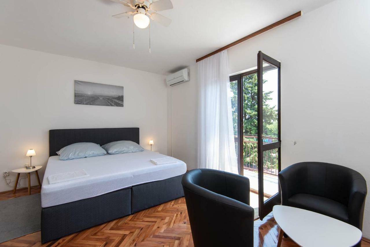 Apartments Ljiljana Orebić Eksteriør bilde